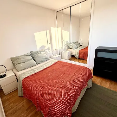 Apartman Enjoy Eiffel Sparkle From Your Balcony Asnières